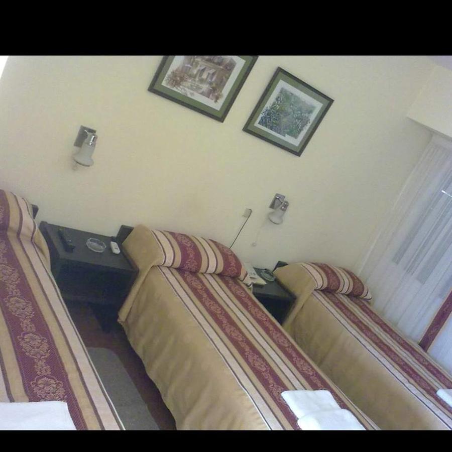 Hotel Avellaneda Avellaneda  Bagian luar foto