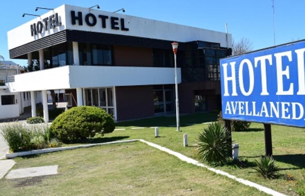 Hotel Avellaneda Avellaneda  Bagian luar foto